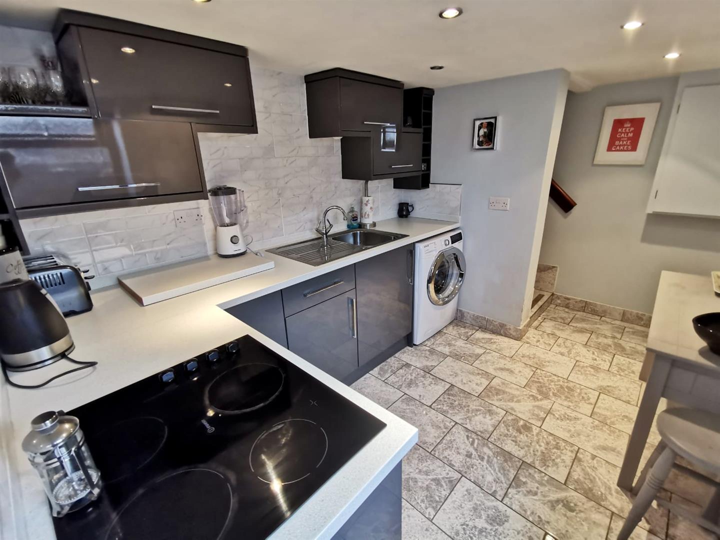 BREAKFAST KITCHEN